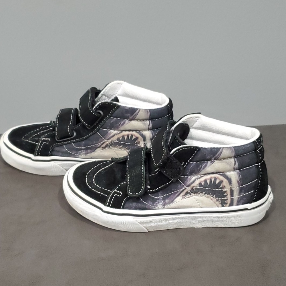 Shark🦈 Vans for boy!